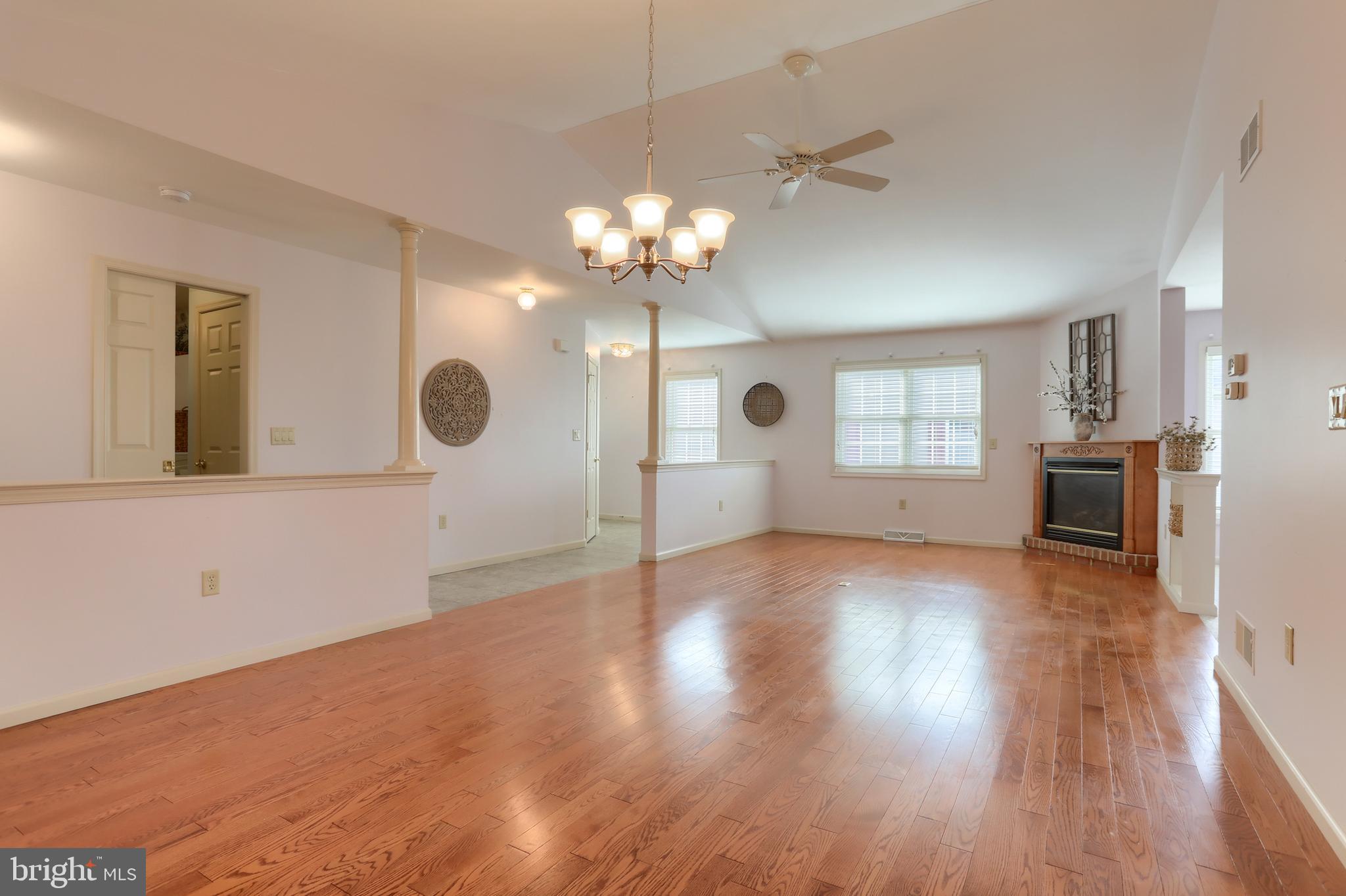 ARBOR GATE - Residential