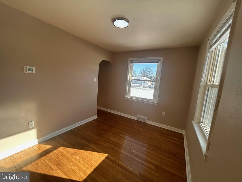 Photo of 340 Edgewood Road, YORK, PA 17402 (MLS # PAYK2097190)