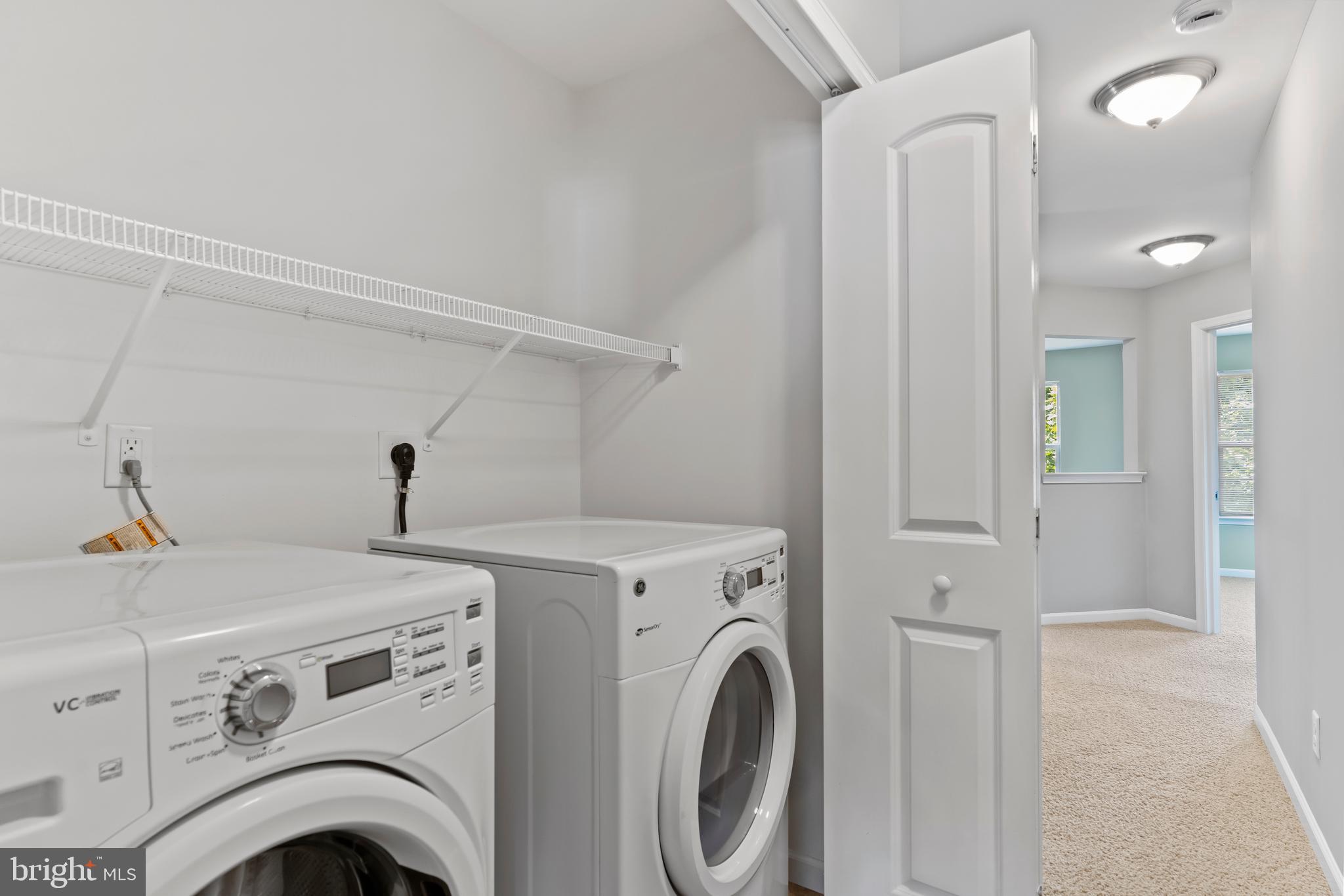 WINDING HILLS - DORSET SQ - Residential