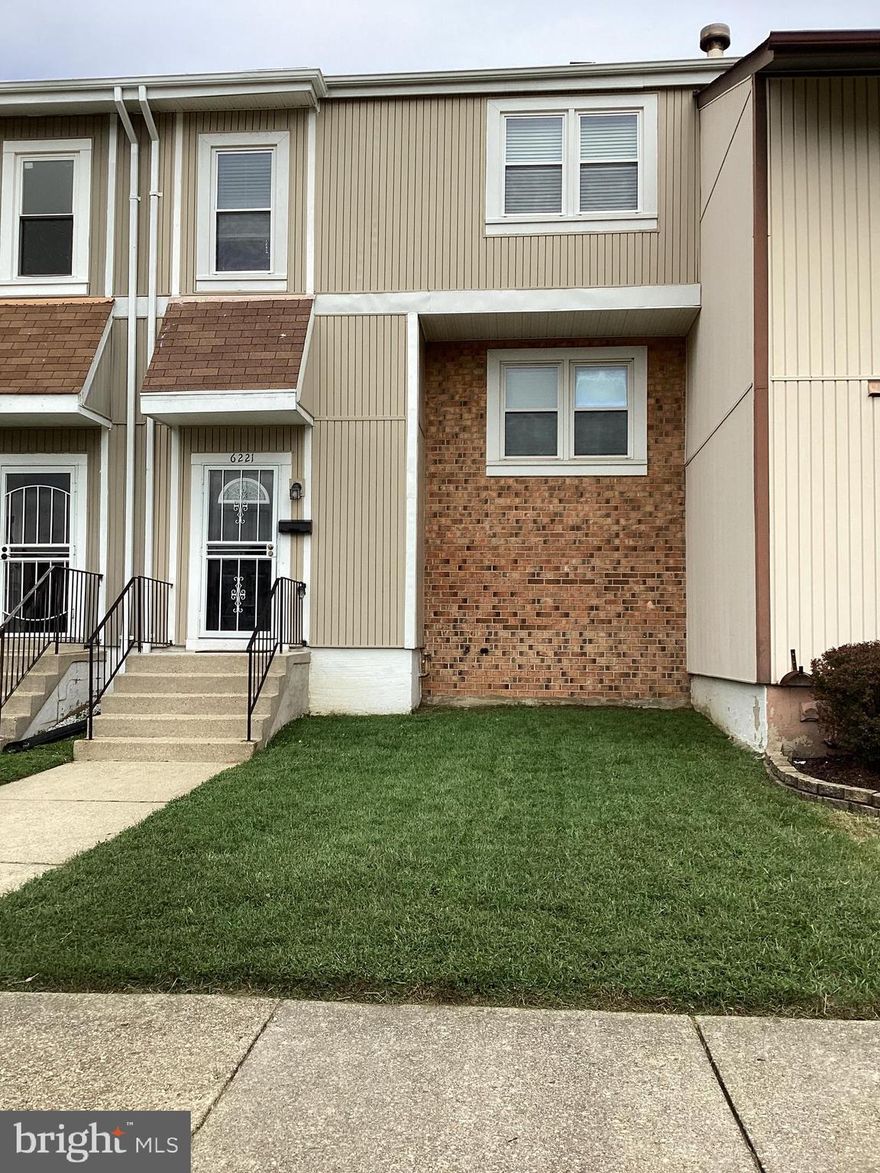 Lovely 3 level, 3 bedroom, 2 full and 2 half baths townhome in Fort Washington is just waiting for a new owner.  Perfect size for a growing family.  This well kept home boast brand new hardwood floors on first level, new carpet throughout the rest of the home; updated bathrooms, entire home freshly painted; fenced yard, walkout basement  with 1/2 bath,  separate laundry room w/washer and dryer, eat-in kitchen, fairly new appliances and assigned parking and lots of visitor spaces for family and friends; Close to 495, 295, dining, MGM and nearby shopping.  Don't miss this great opportunity to make this yours!  Agent is the owner of the property.    PLEASE REMOVE YOUR SHOES BEFORE ENTERING.