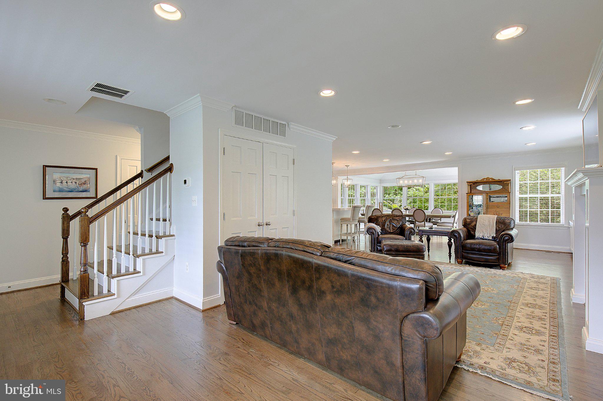 980 APPEL LANE