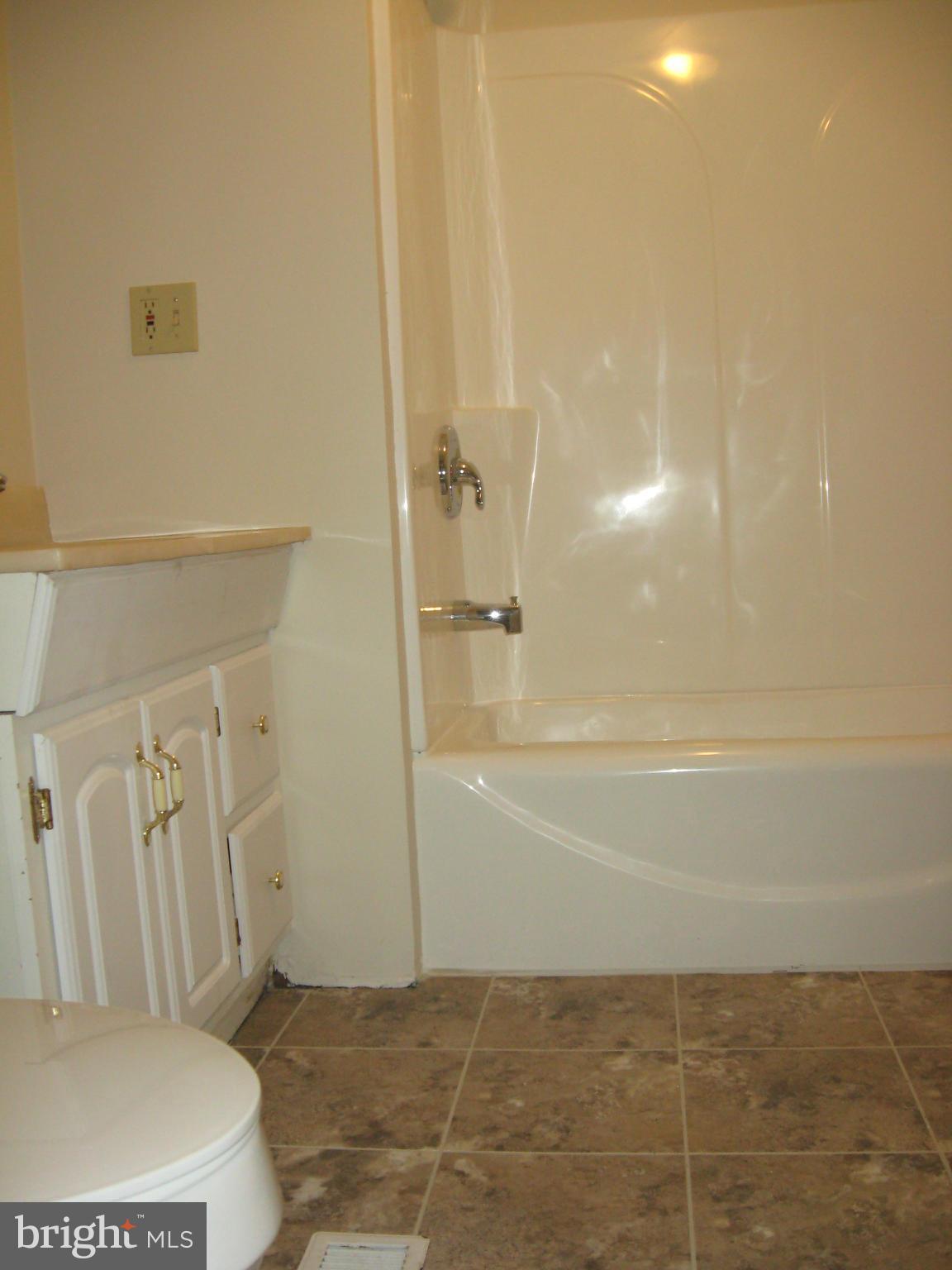 HILLANDALE HOMES - Residential