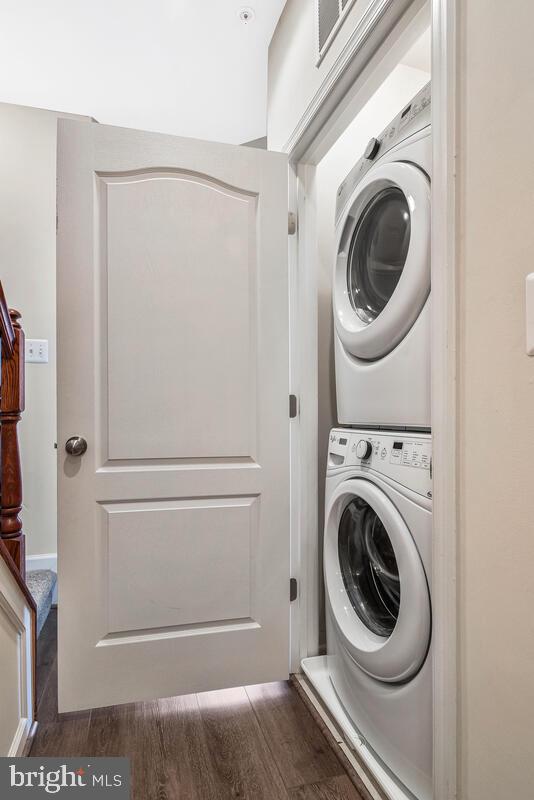 NATIONAL HARBOR - Residential Lease