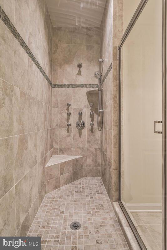 NATIONAL HARBOR - Residential Lease