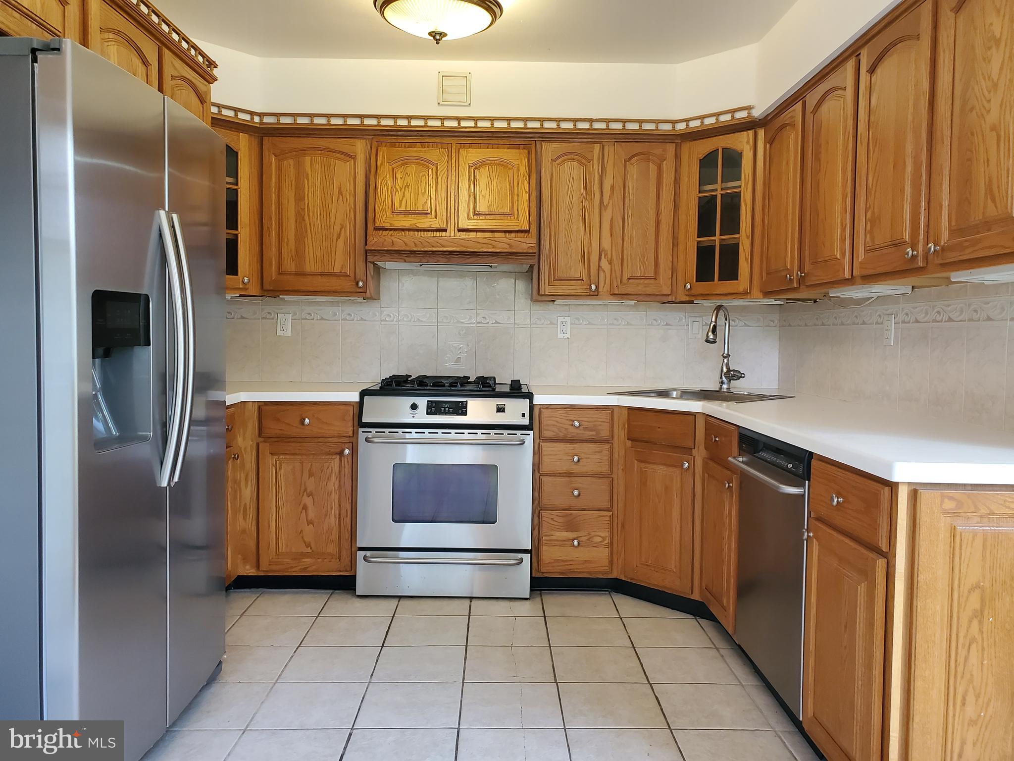 NESHAMINY VALLEY - Residential Lease