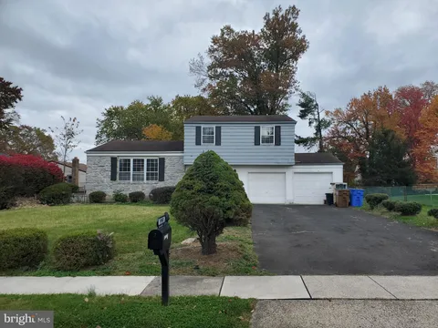 5950 Griscomb Drive, Bensalem, PA MLS: PABU2108462