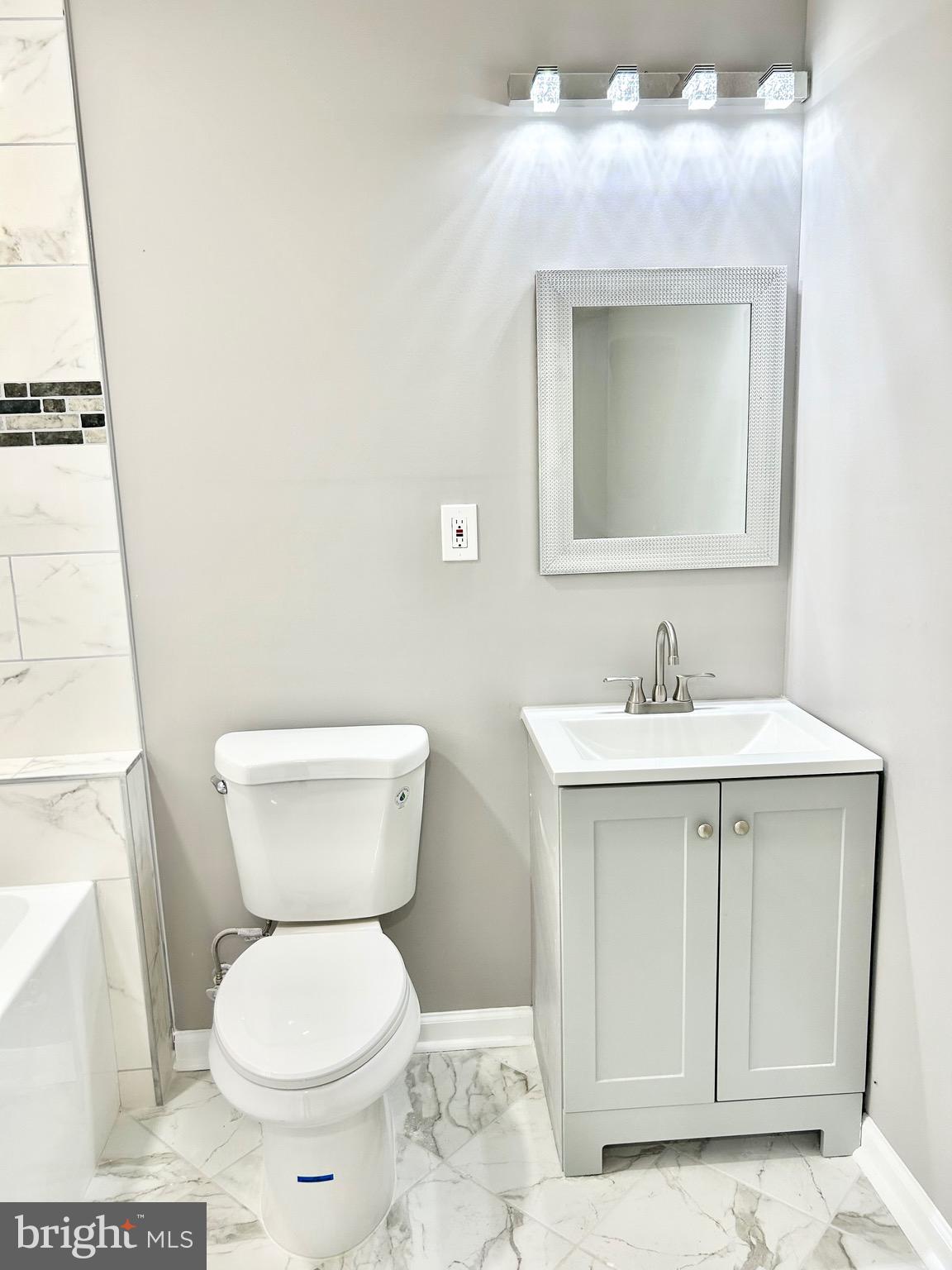 WOODBRIDGE CENTER - Residential