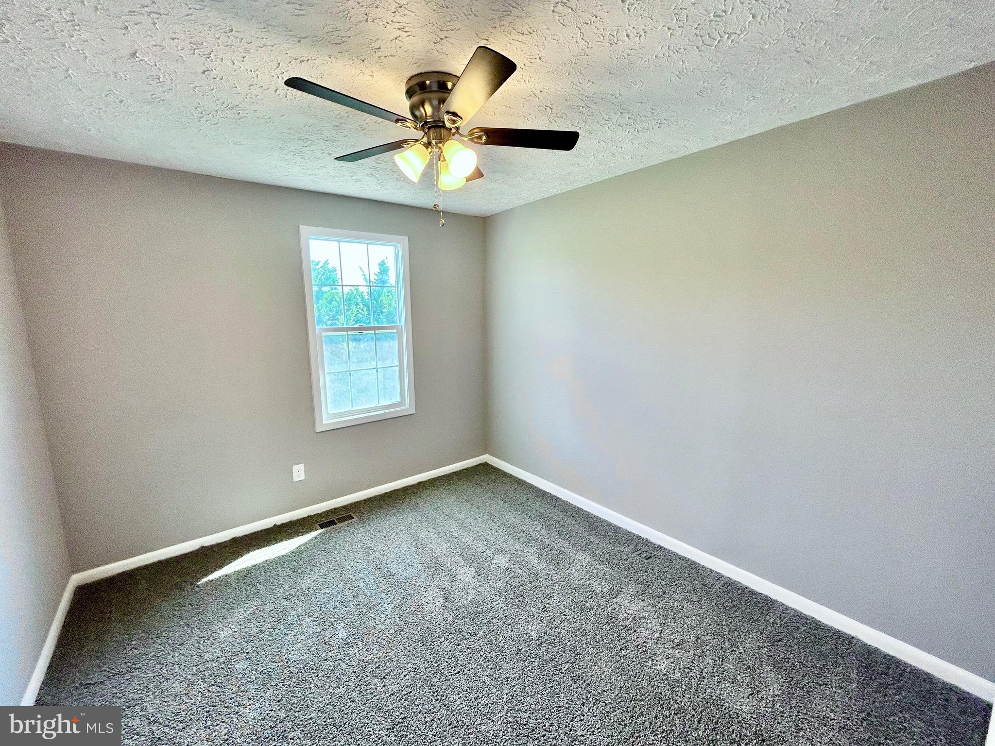 WOODBRIDGE CENTER - Residential