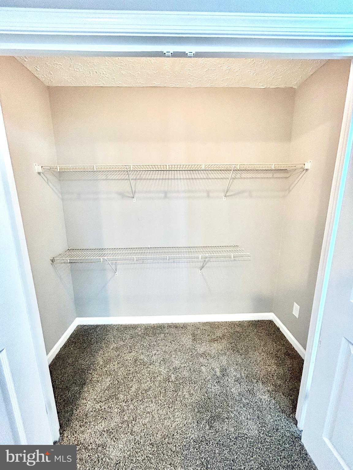 WOODBRIDGE CENTER - Residential