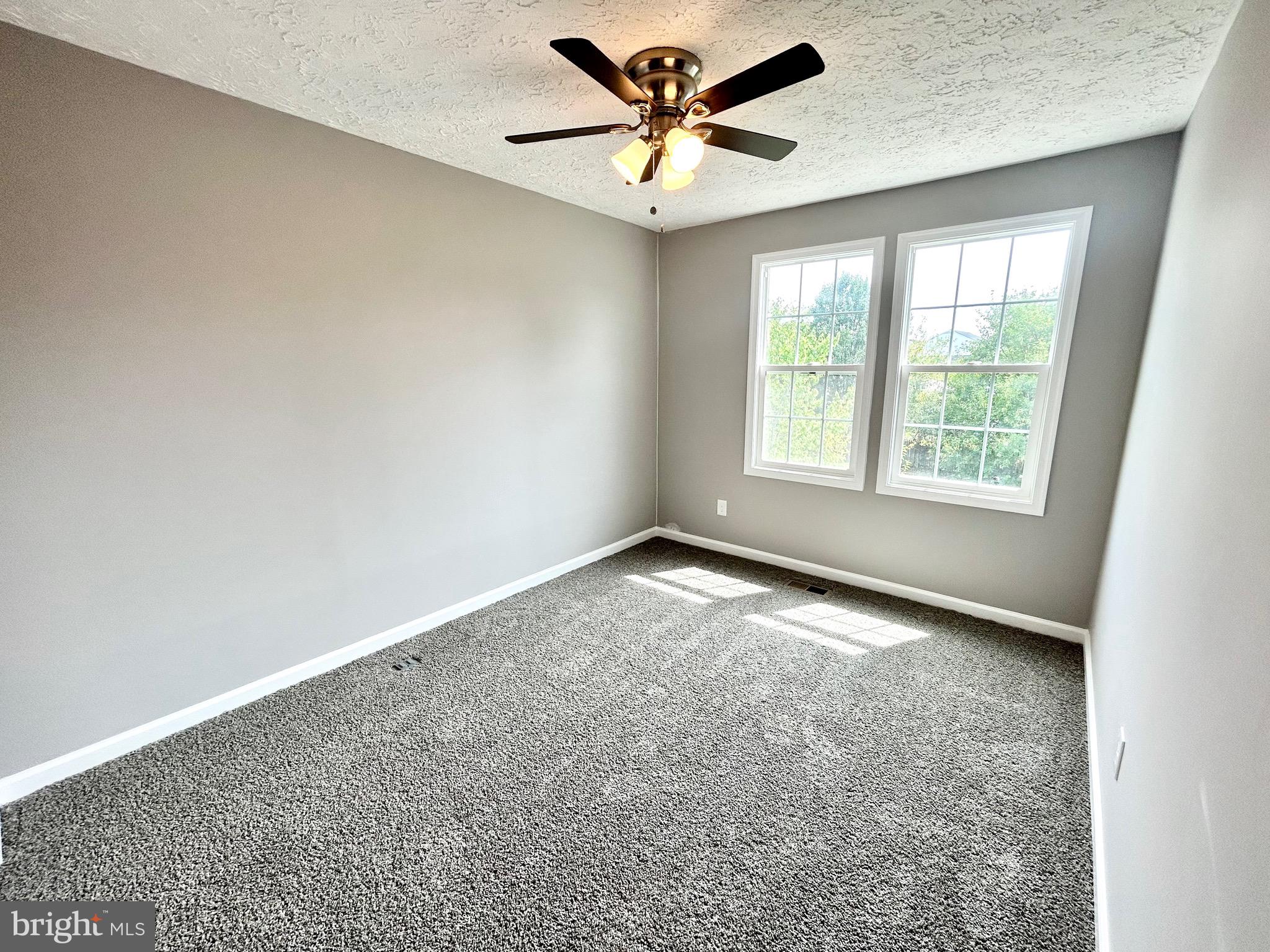 WOODBRIDGE CENTER - Residential