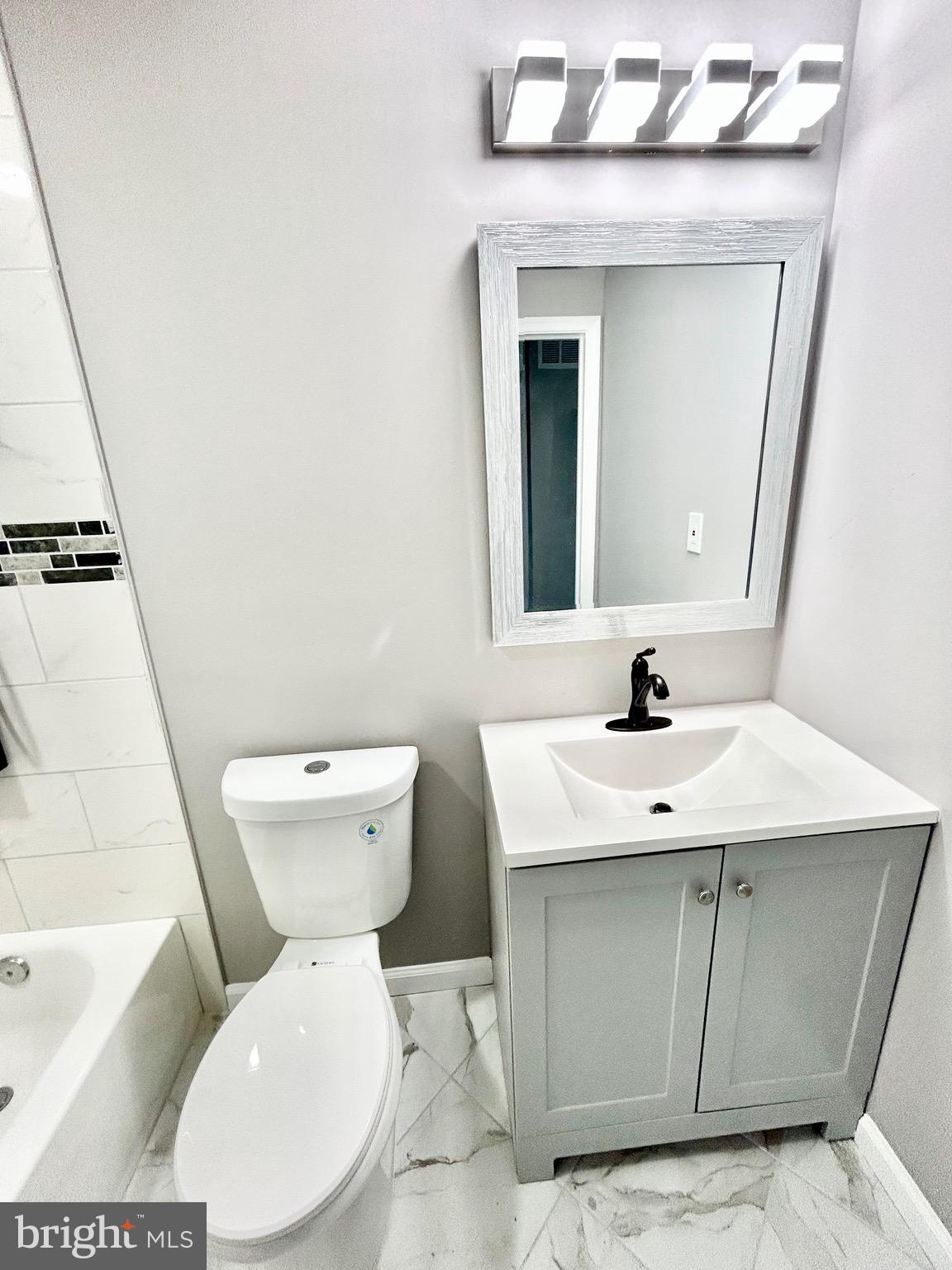 WOODBRIDGE CENTER - Residential