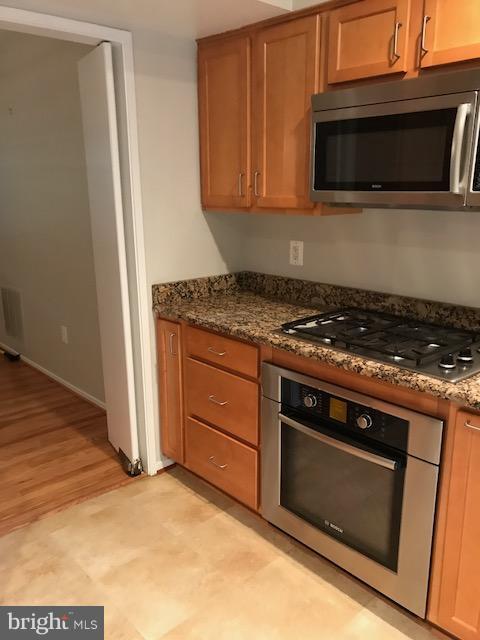 TIMBERLAWN - Residential Lease