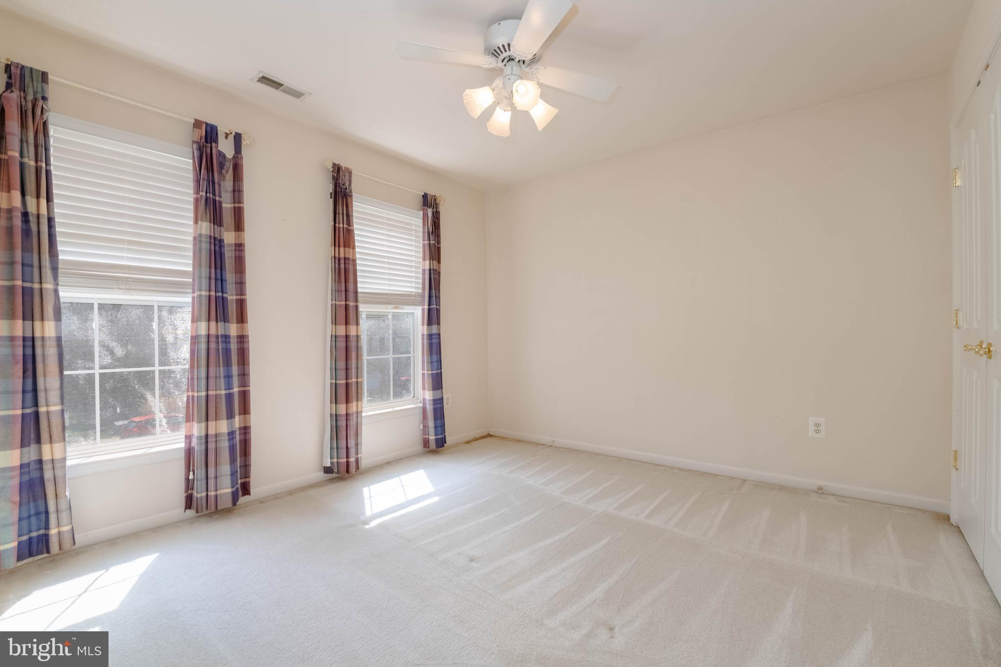 BEACHWOOD ESTATES - Residential