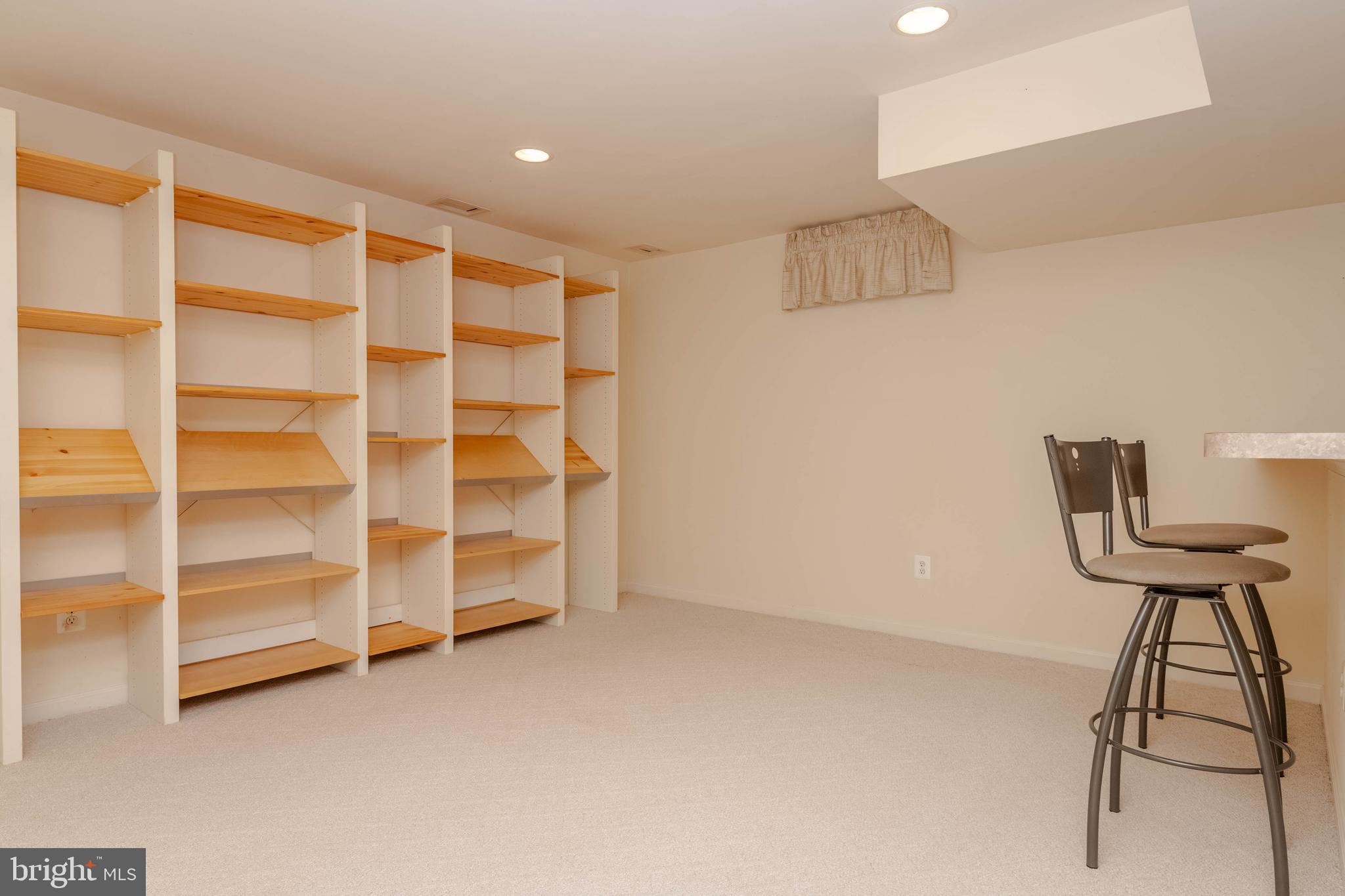 BEACHWOOD ESTATES - Residential