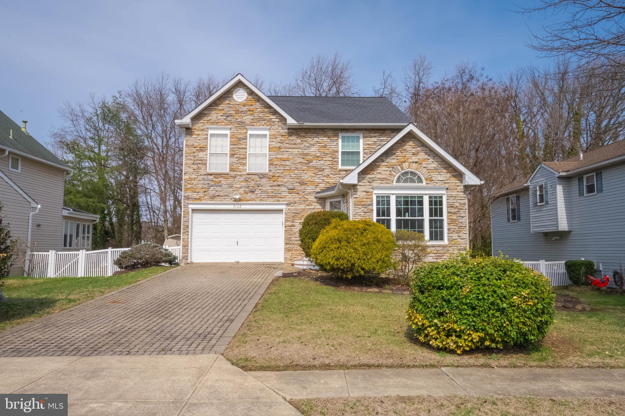 BEACHWOOD ESTATES - Residential