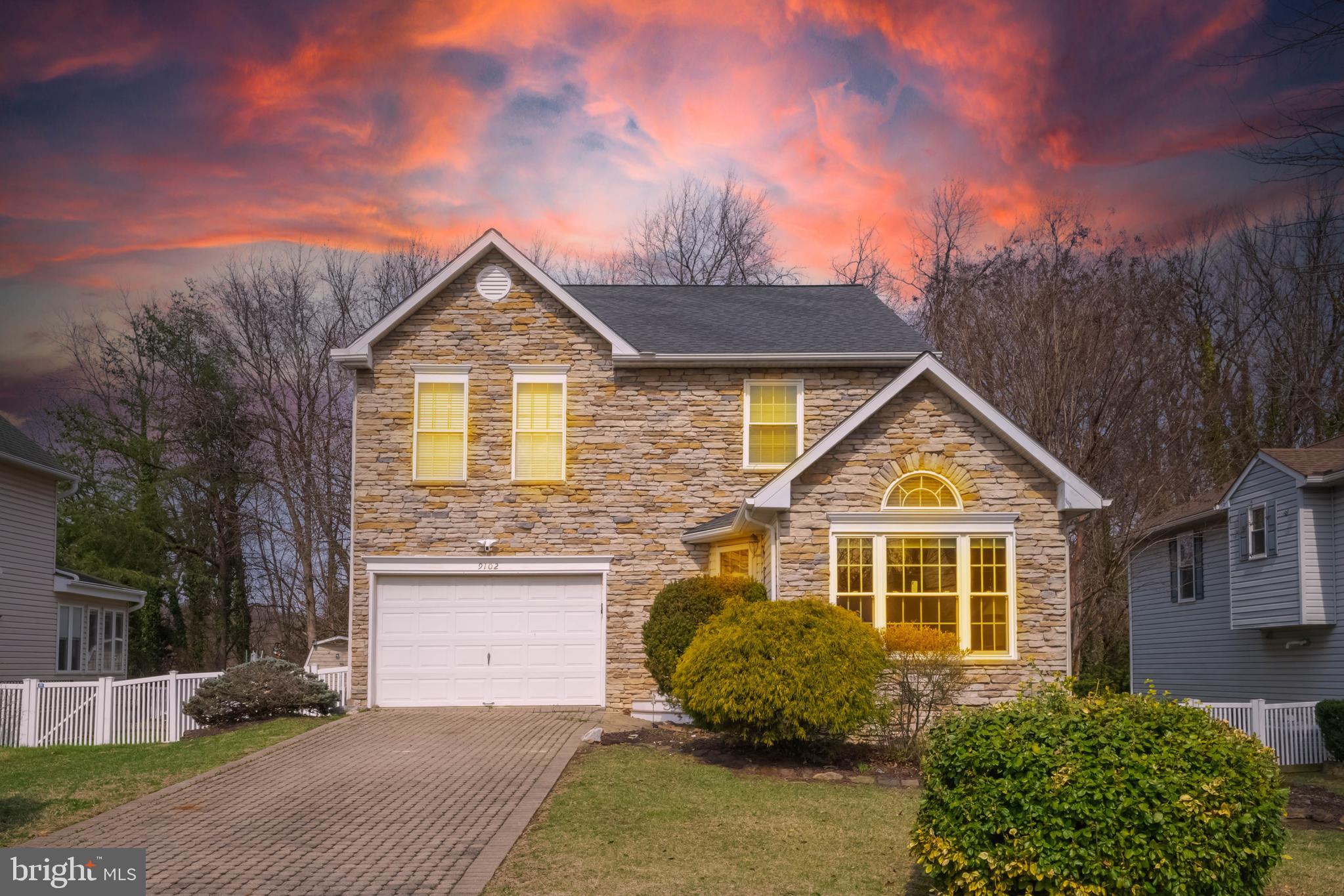 BEACHWOOD ESTATES - Residential