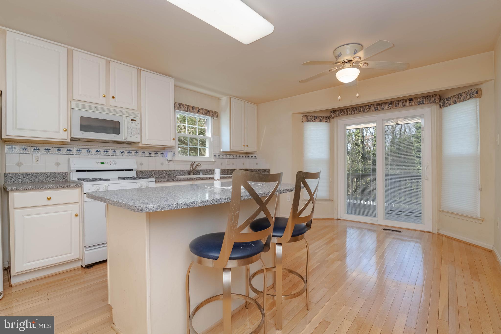 BEACHWOOD ESTATES - Residential