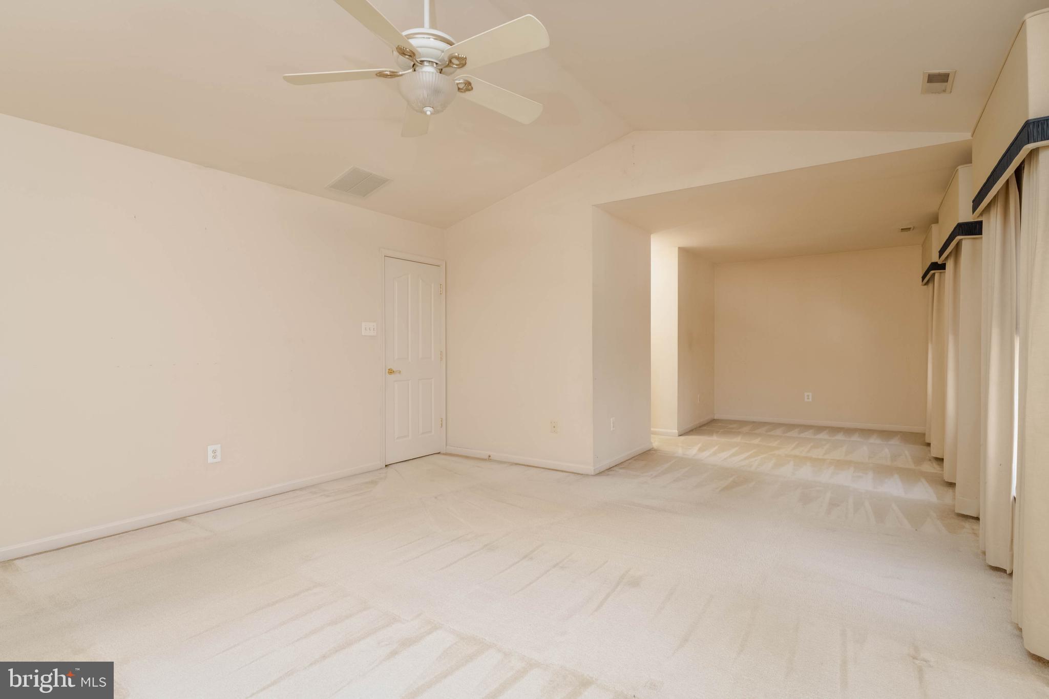 BEACHWOOD ESTATES - Residential