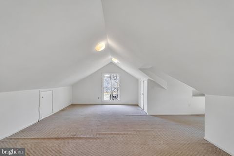 listing image 42