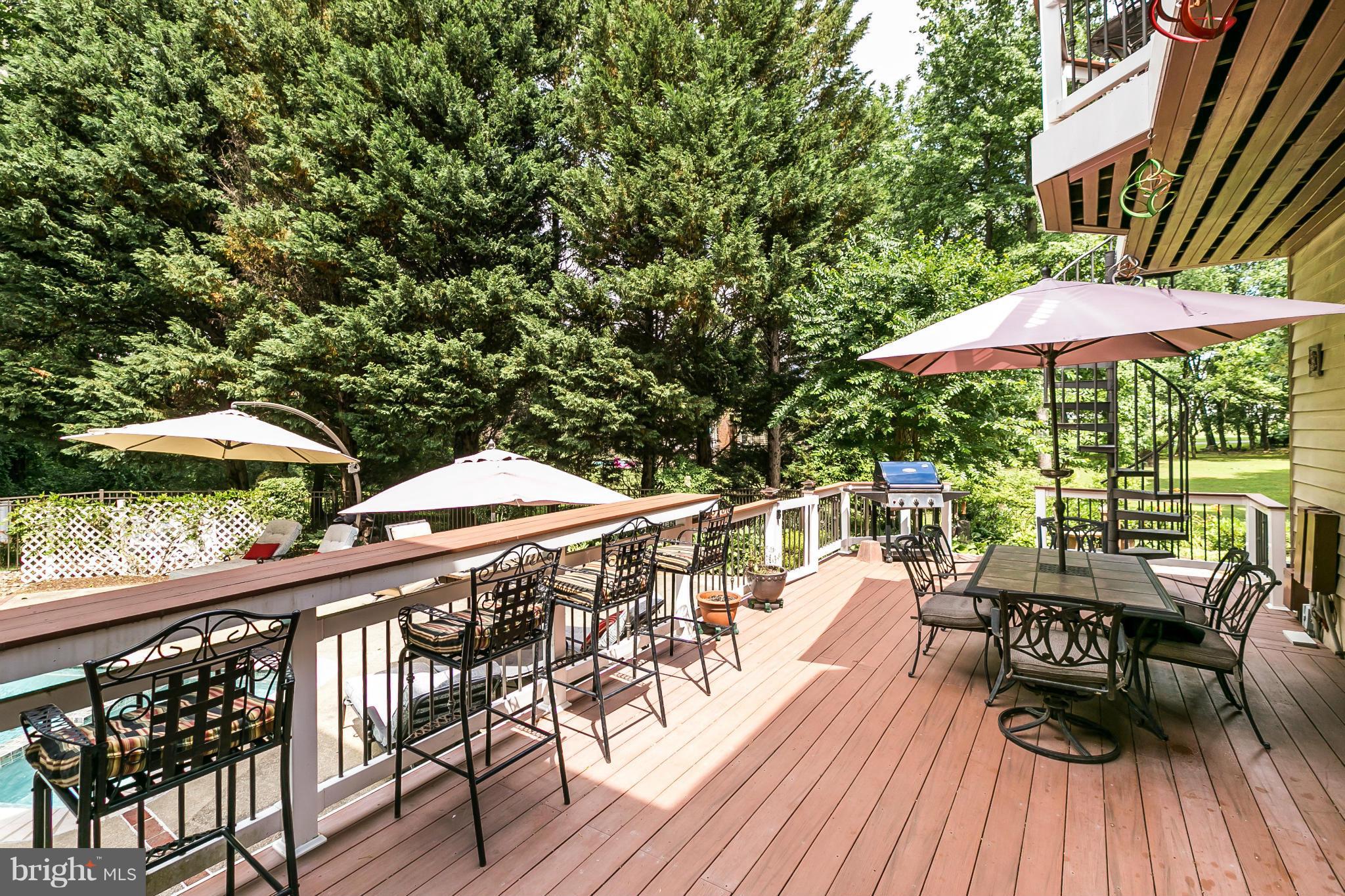 SHADOW POINT - Residential Lease