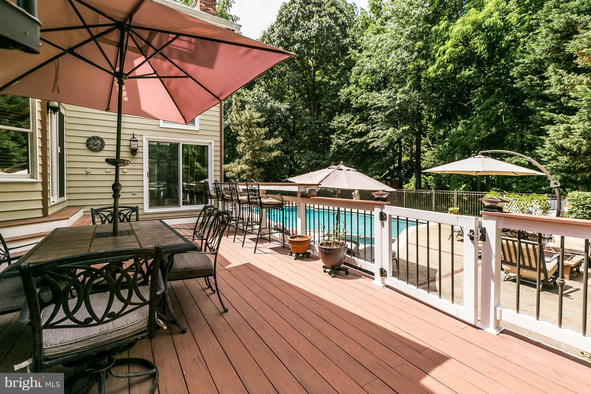 SHADOW POINT - Residential Lease