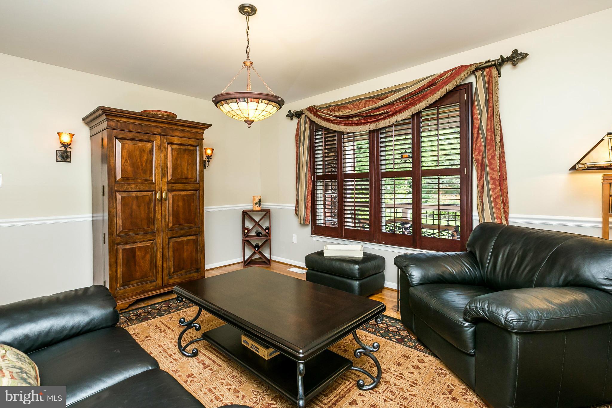 SHADOW POINT - Residential Lease