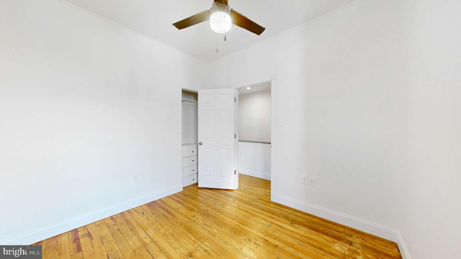 MILL CREEK - Residential