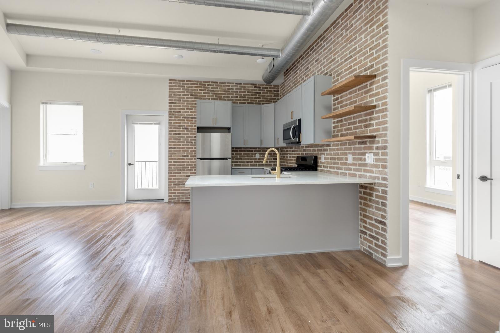 FISHTOWN - Residential Lease
