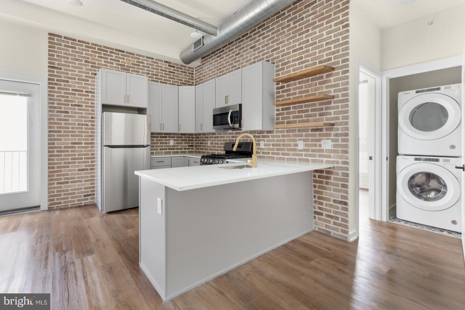 FISHTOWN - Residential Lease