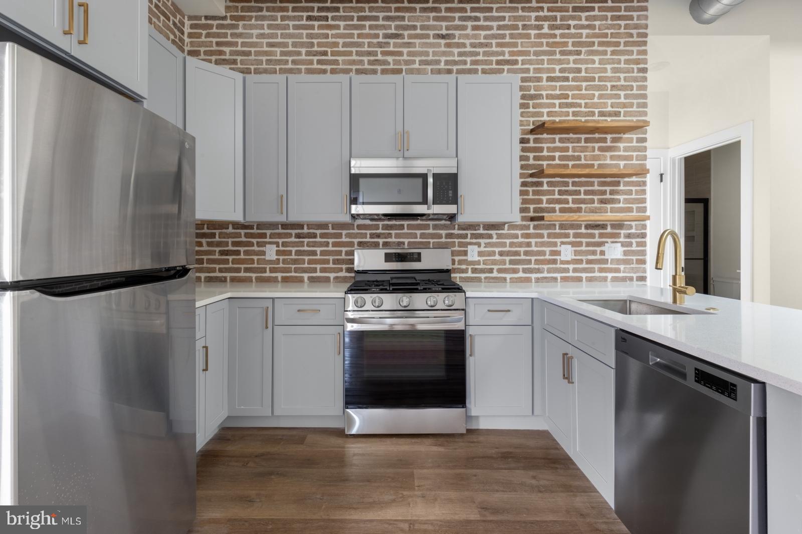 FISHTOWN - Residential Lease