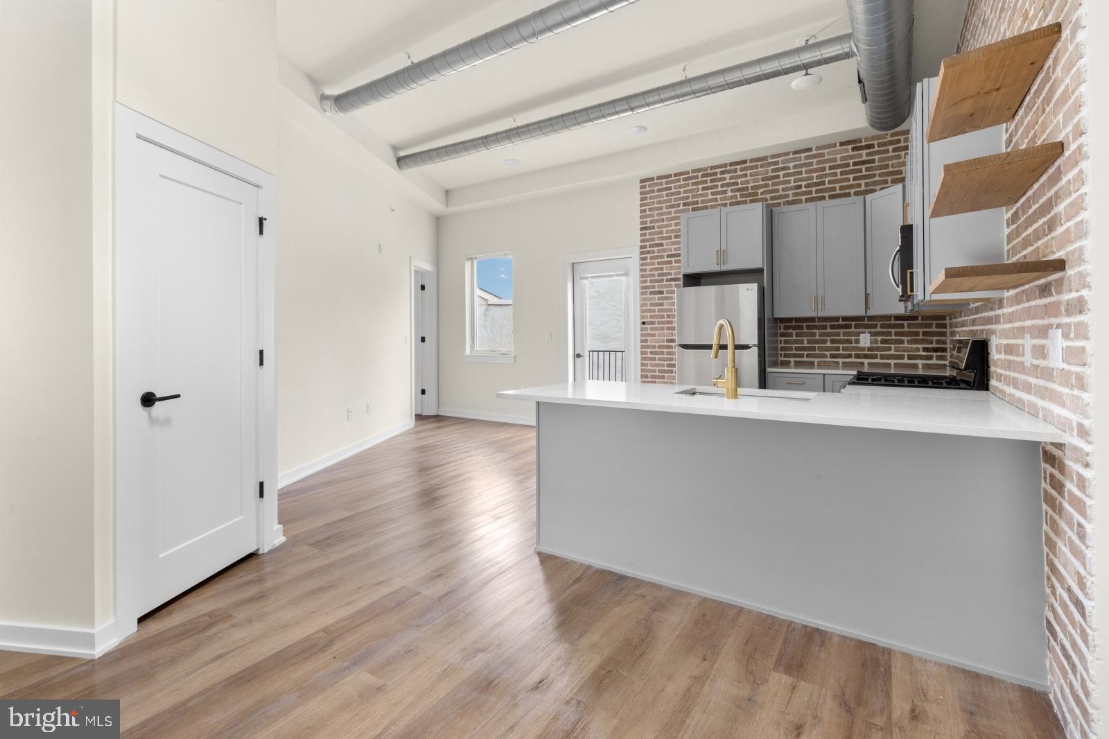 FISHTOWN - Residential Lease