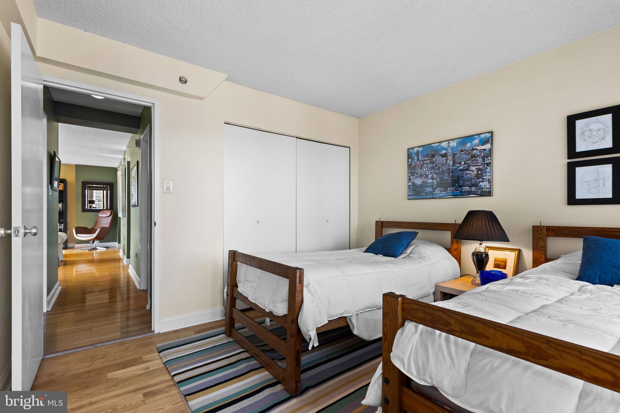 ART MUSEUM AREA - Residential