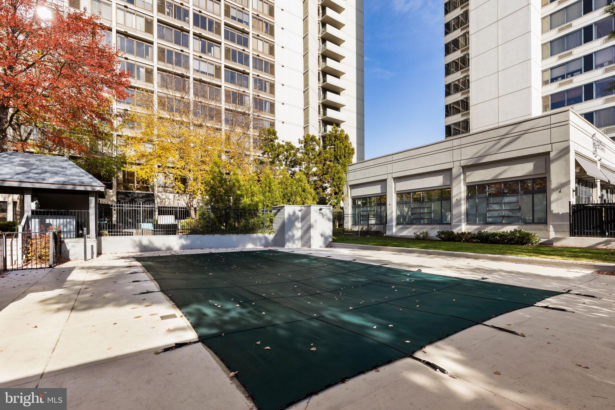 ART MUSEUM AREA - Residential