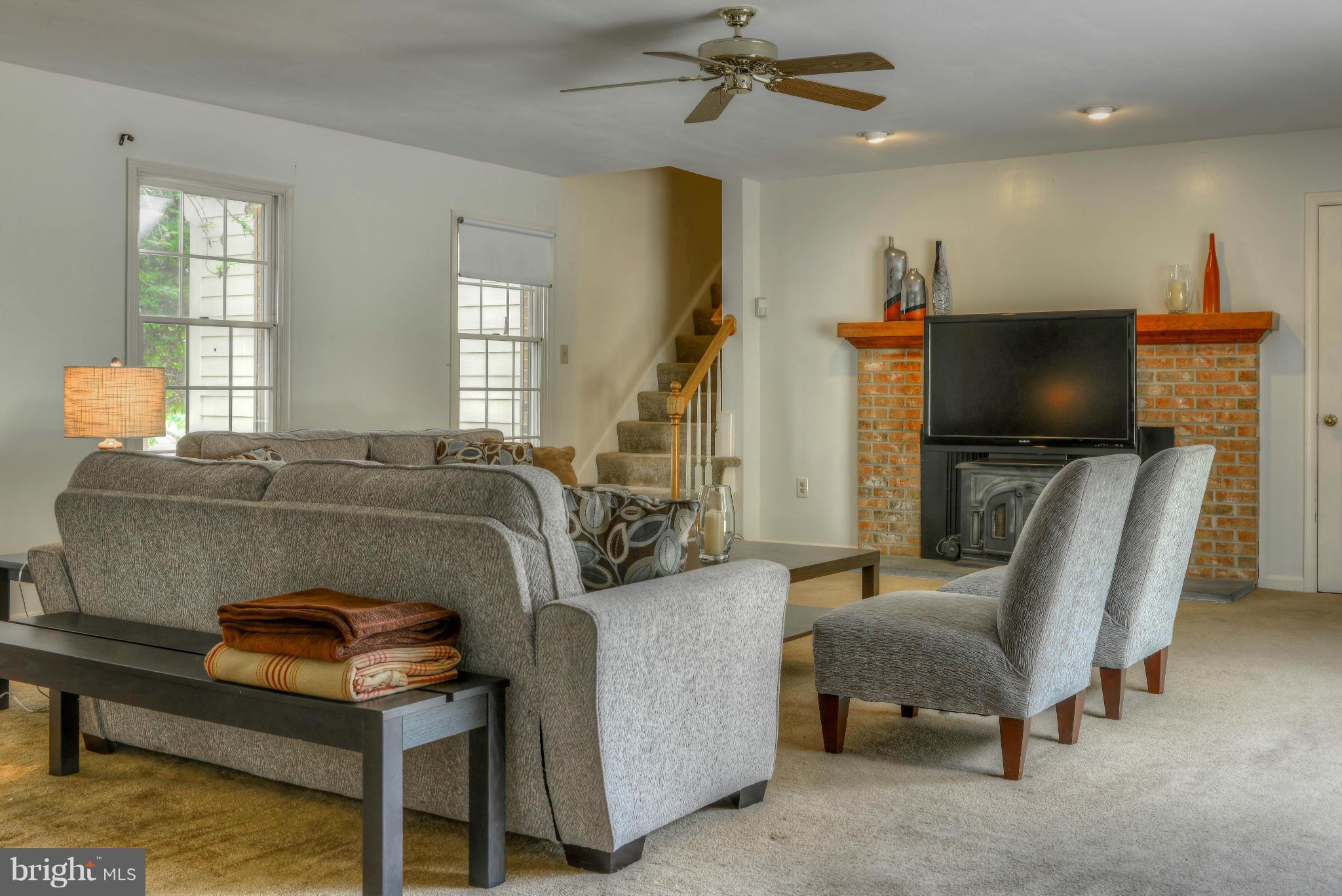 NEEDWOOD ESTATES - Residential Lease