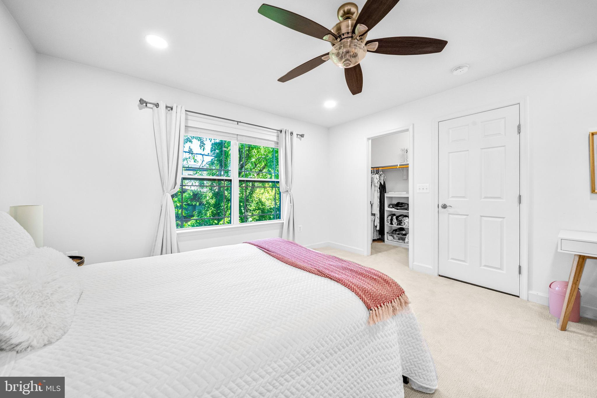 WEST GRASS RIDGE - Residential