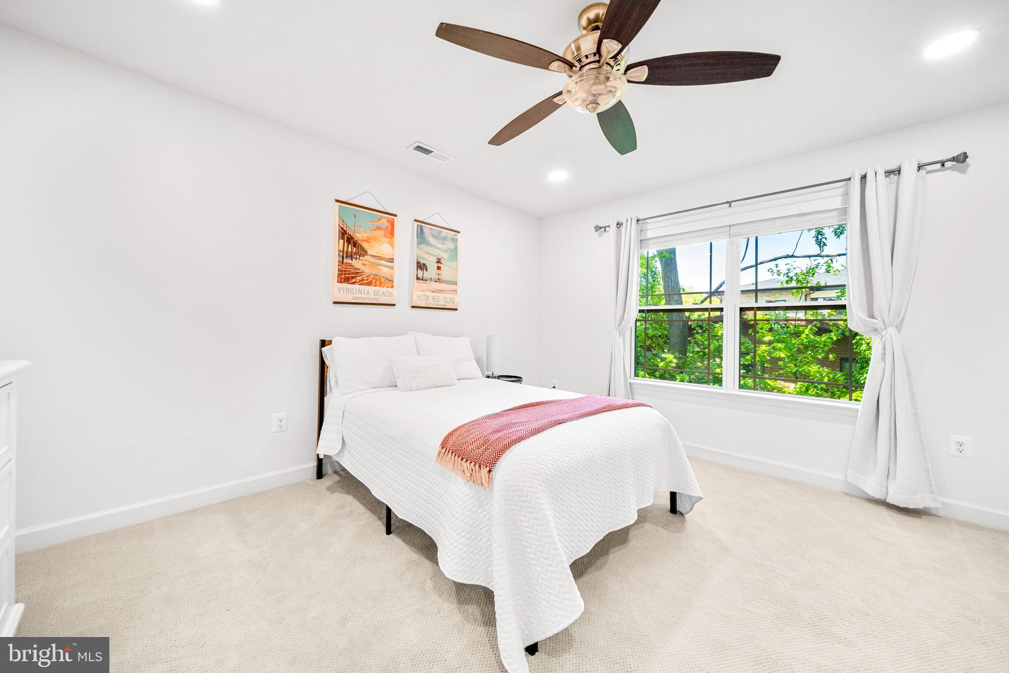 WEST GRASS RIDGE - Residential