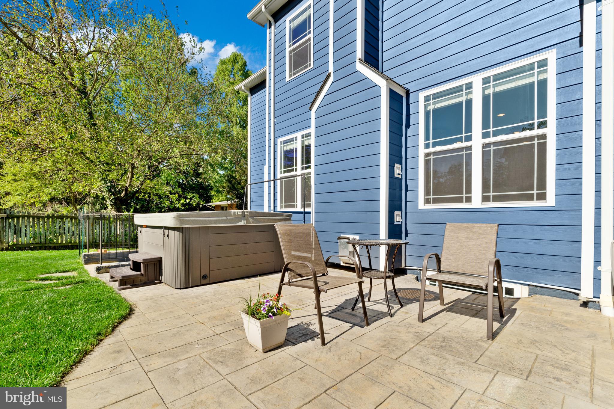 WEST GRASS RIDGE - Residential