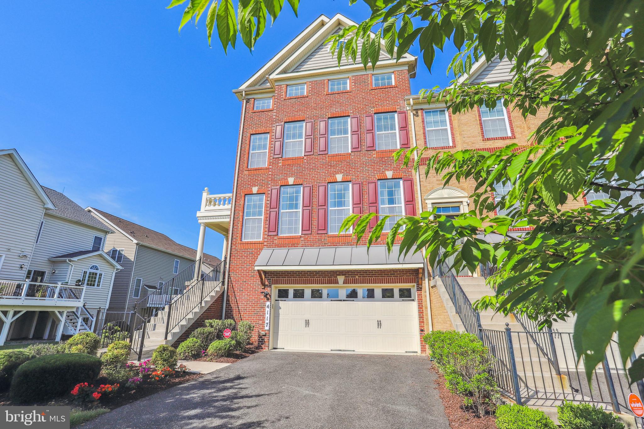 MARLBORO RIDGE - Residential