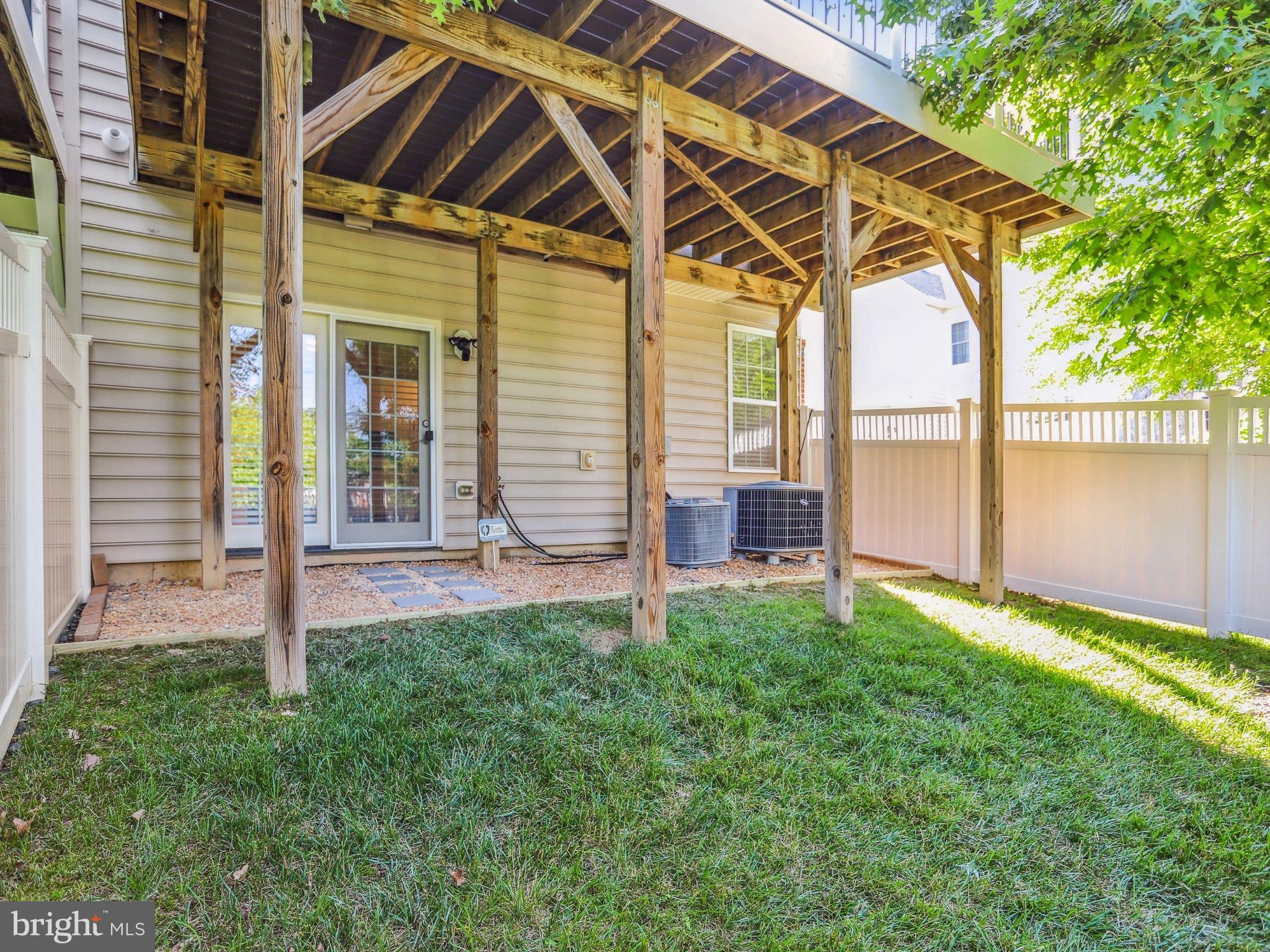 MARLBORO RIDGE - Residential