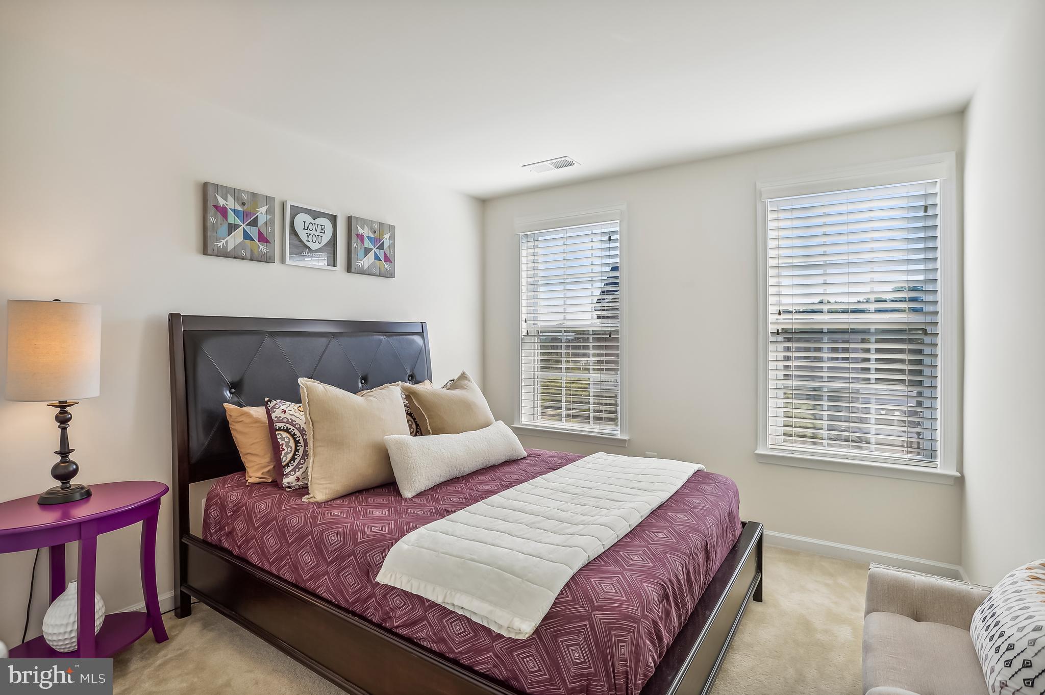 MARLBORO RIDGE - Residential