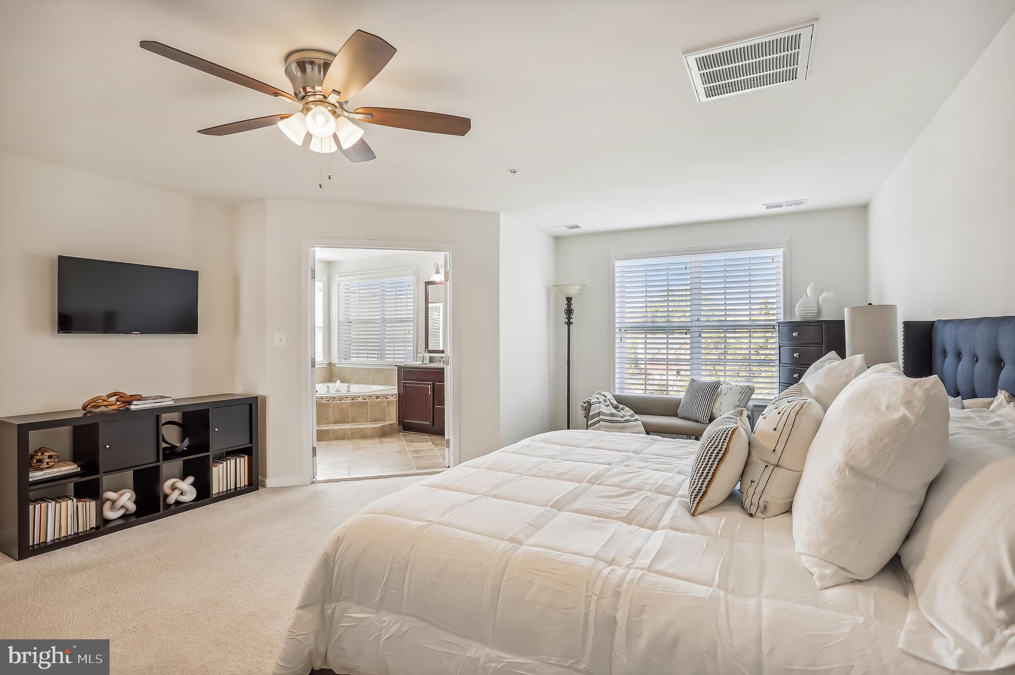 MARLBORO RIDGE - Residential