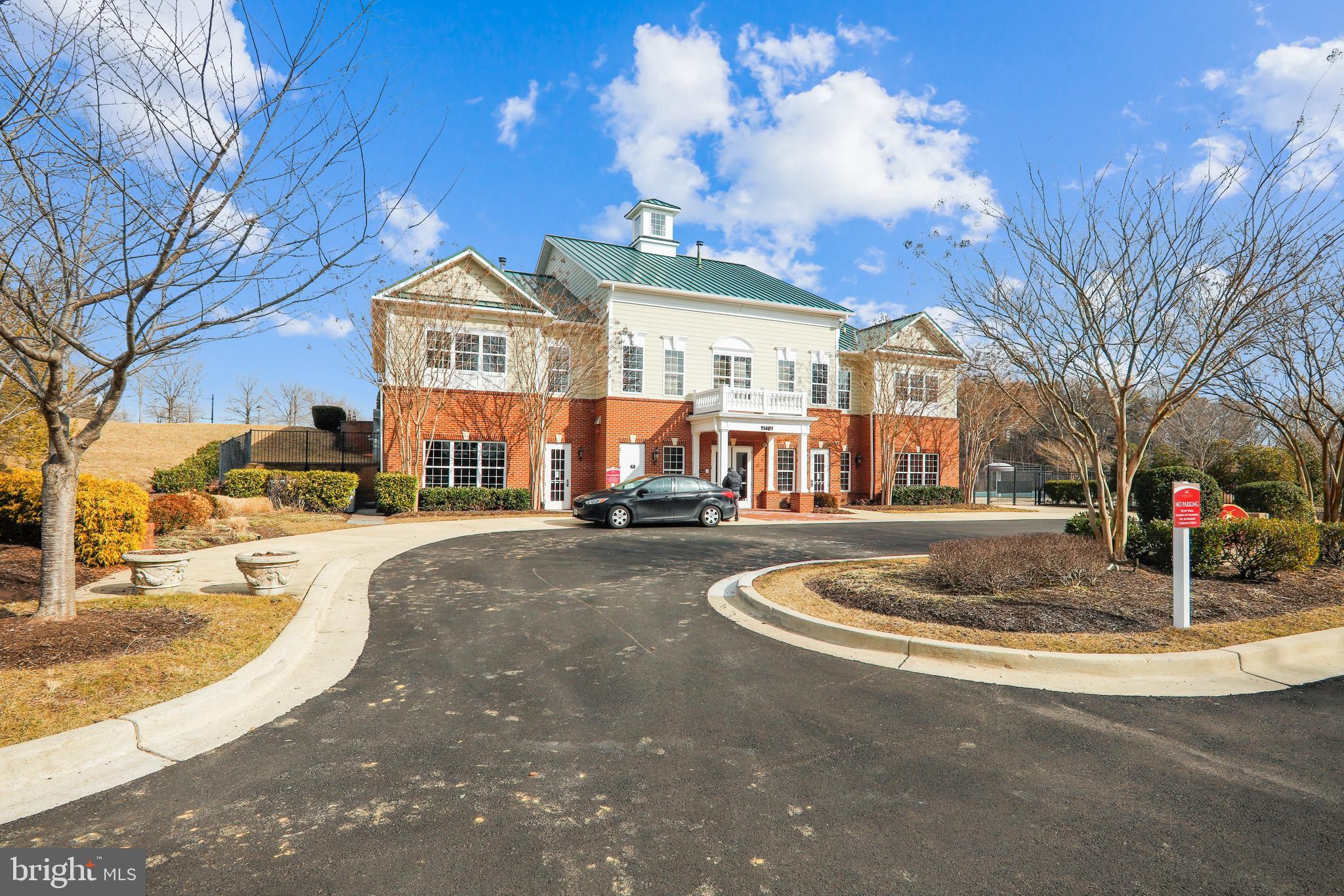 MARLBORO RIDGE - Residential