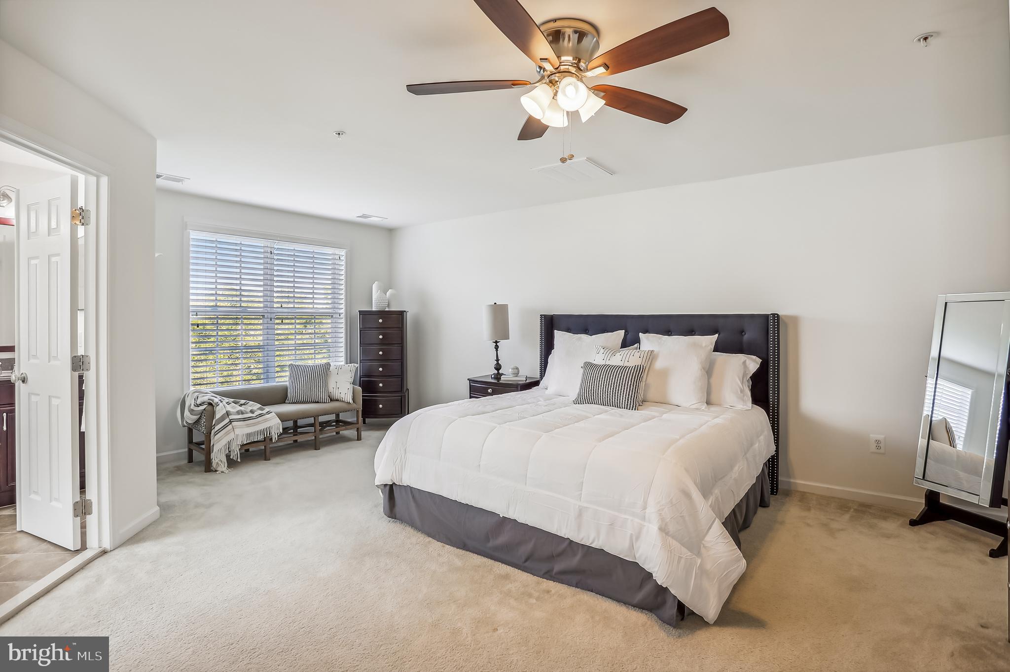 MARLBORO RIDGE - Residential