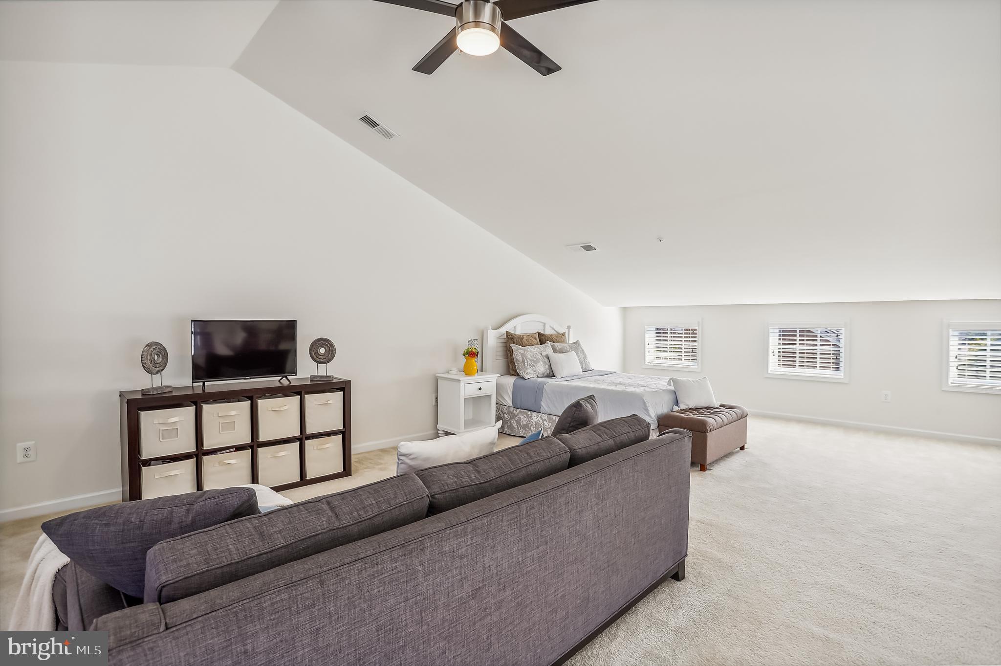 MARLBORO RIDGE - Residential