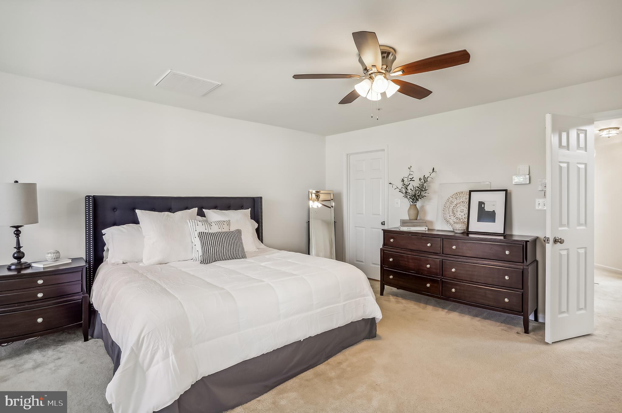 MARLBORO RIDGE - Residential