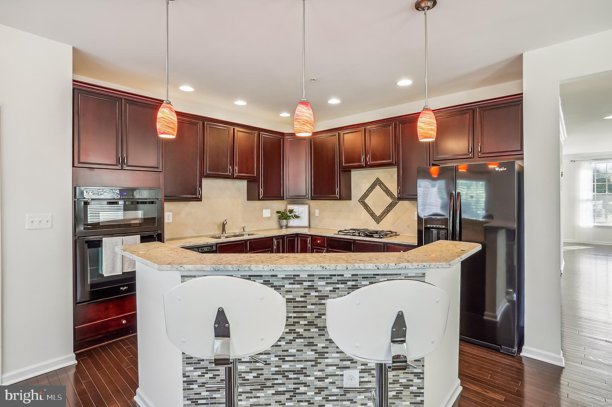 MARLBORO RIDGE - Residential