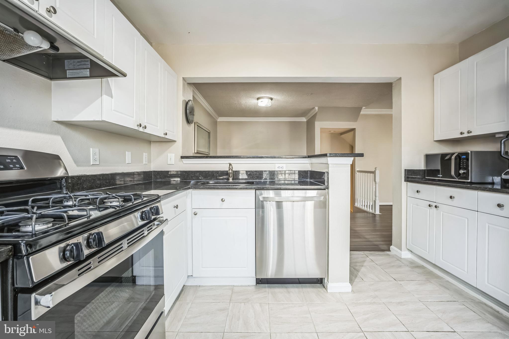 GATES OF FAIR LAKES - Residential Lease