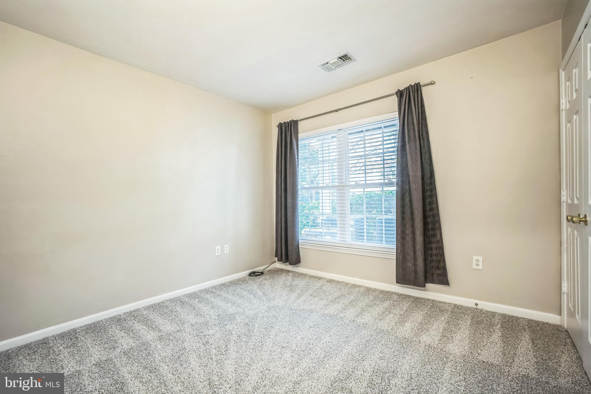 GATES OF FAIR LAKES - Residential Lease