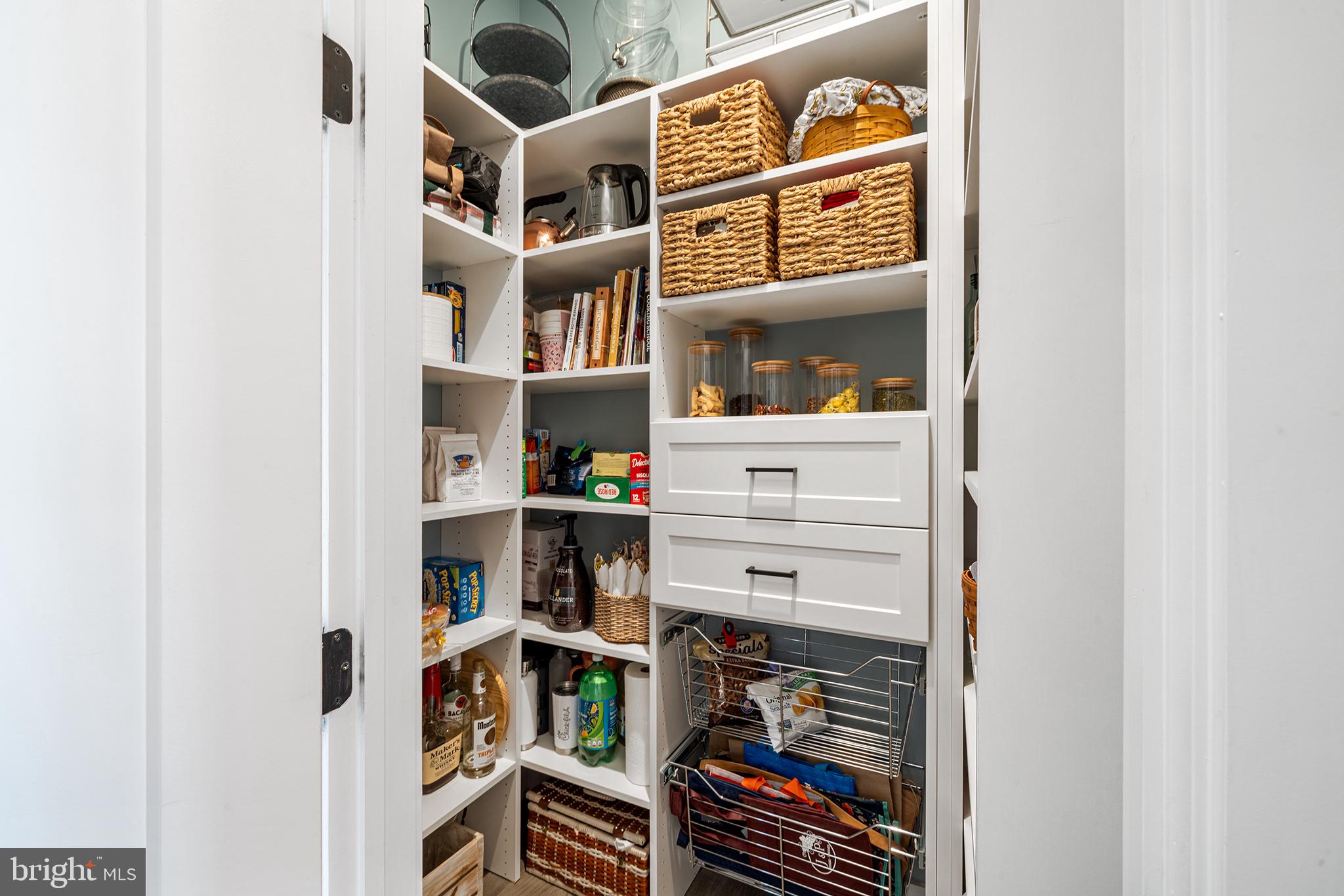 RESERVE AT CENTER SQUARE - Residential