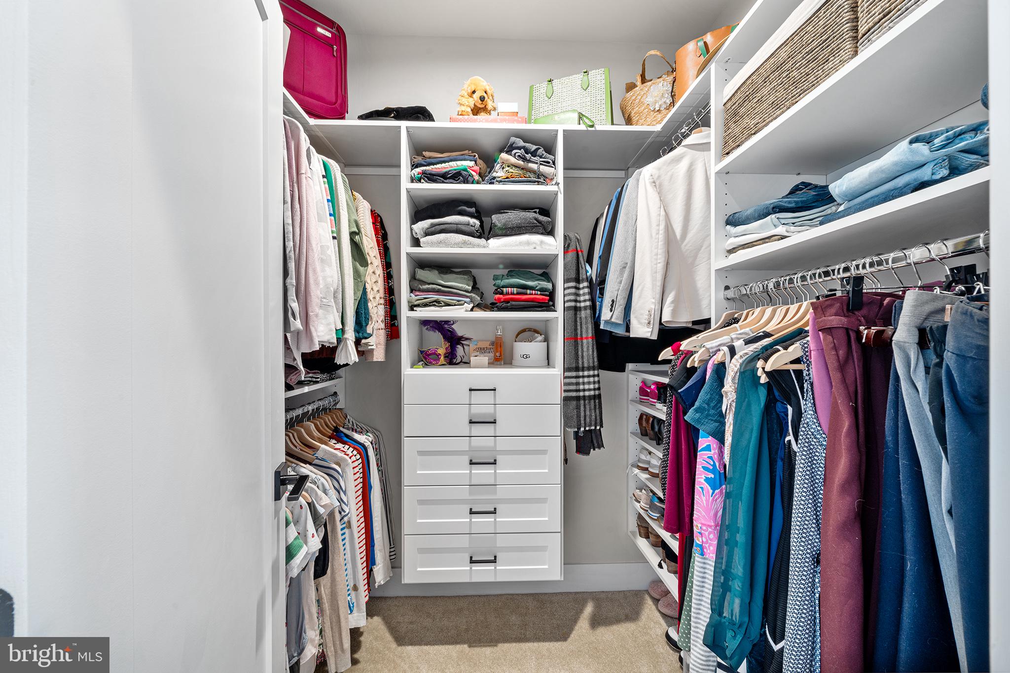 RESERVE AT CENTER SQUARE - Residential